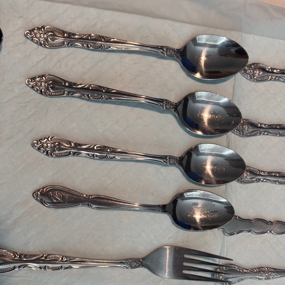 Classic Silver Flatware Set